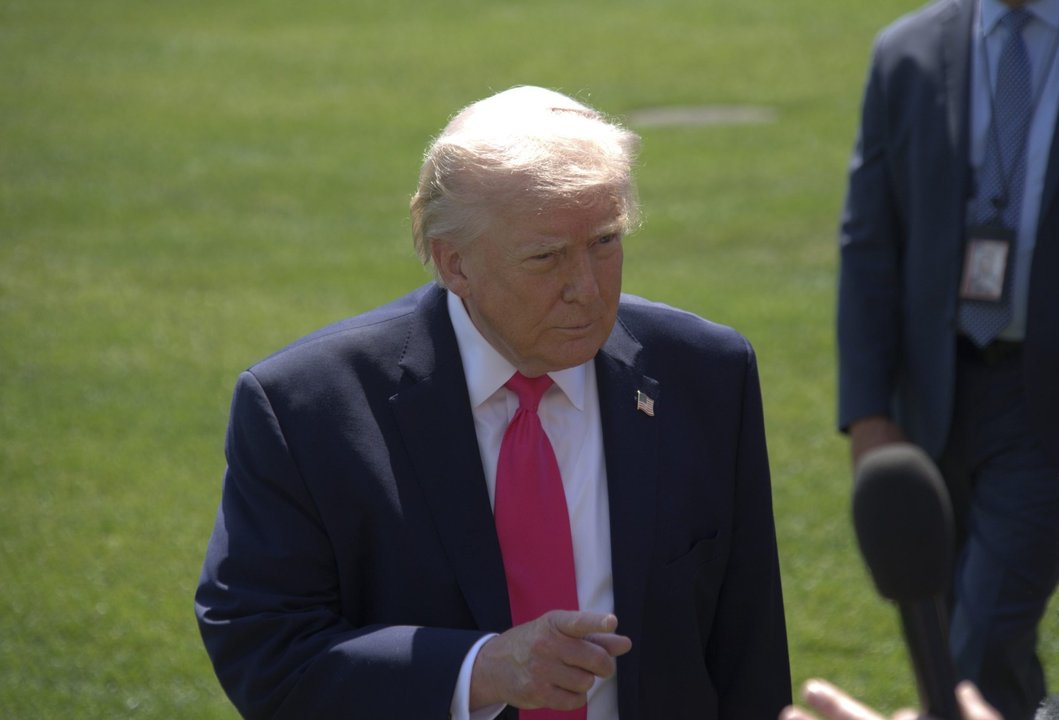 Trump señala que planea crear una Fuerza IA y nombrar a un "Zar" de IA