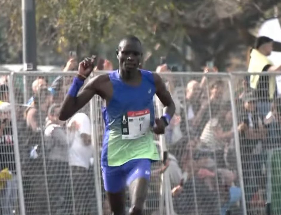 Bethwel Kibet Chumba se lleva la Maratón Internacional de Buenos Aires