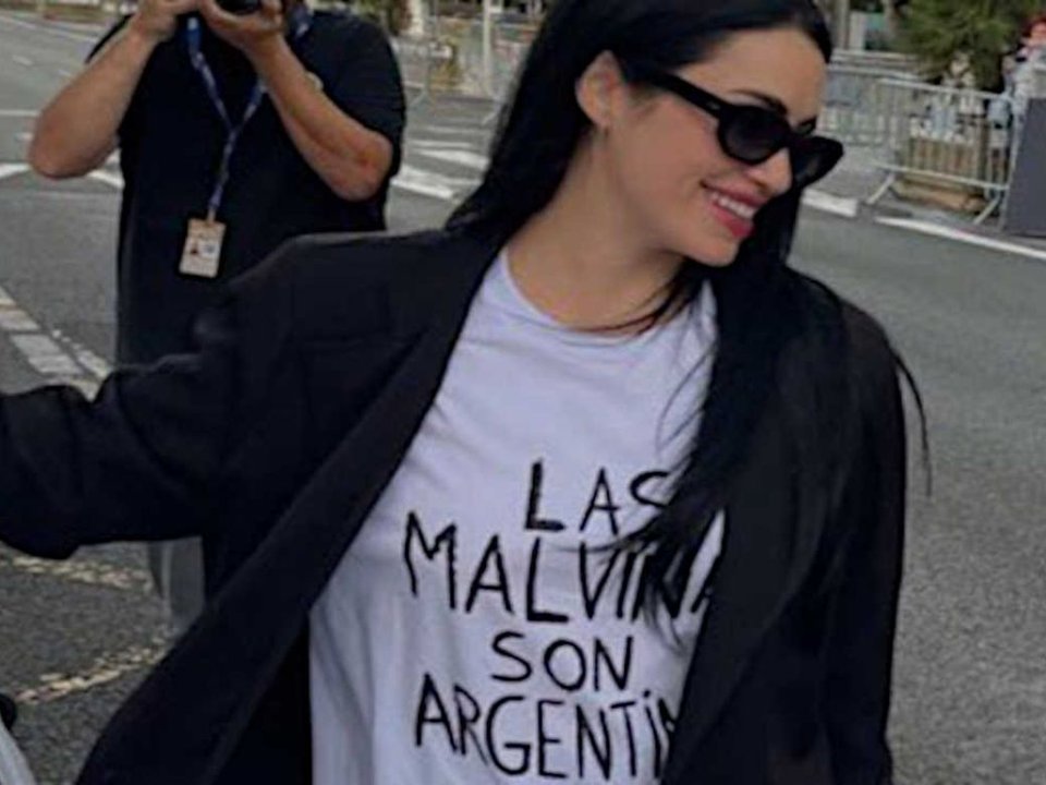 Lali habló sobre la remera de Malvinas y apuntó contra el Gobierno: “Han sido semanas muy difíciles”