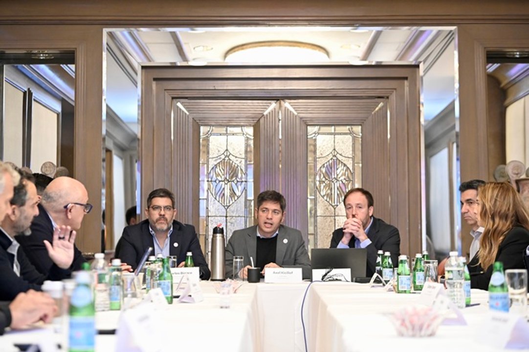 Axel Kicillof durante su participación en un encuentro en Nueva York