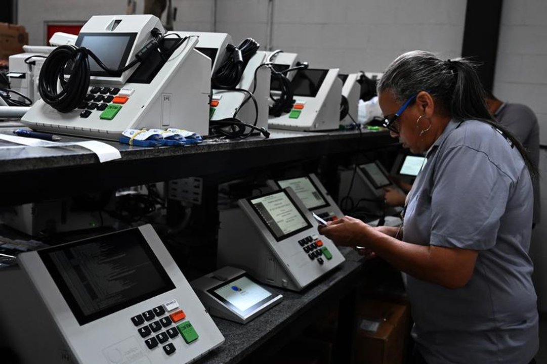 Elección multitudinaria en Brasil: votarán más de 158 millones de habitantes