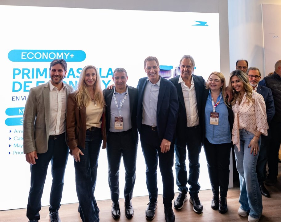 Karina Milei y Santilli acompañaron la presentación de las propuestas de Aerolíneas Argentinas para el verano