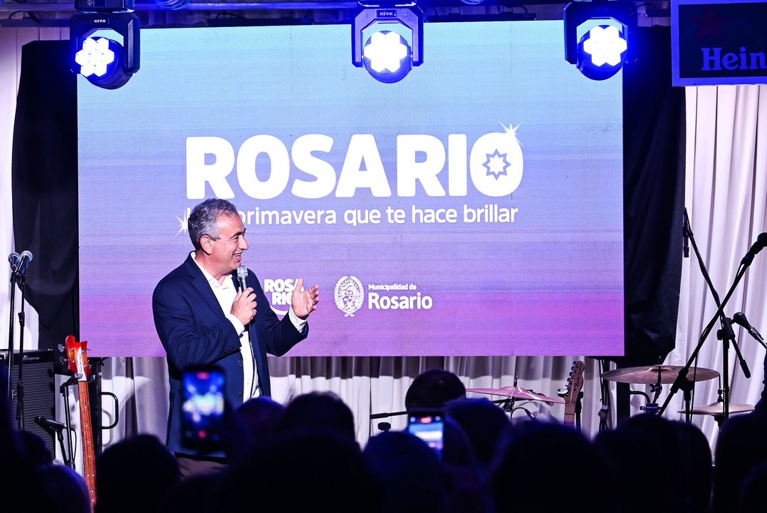 Rosario recibirá a Ronnie Wood, María Becerra y Tan Biónica esta primavera