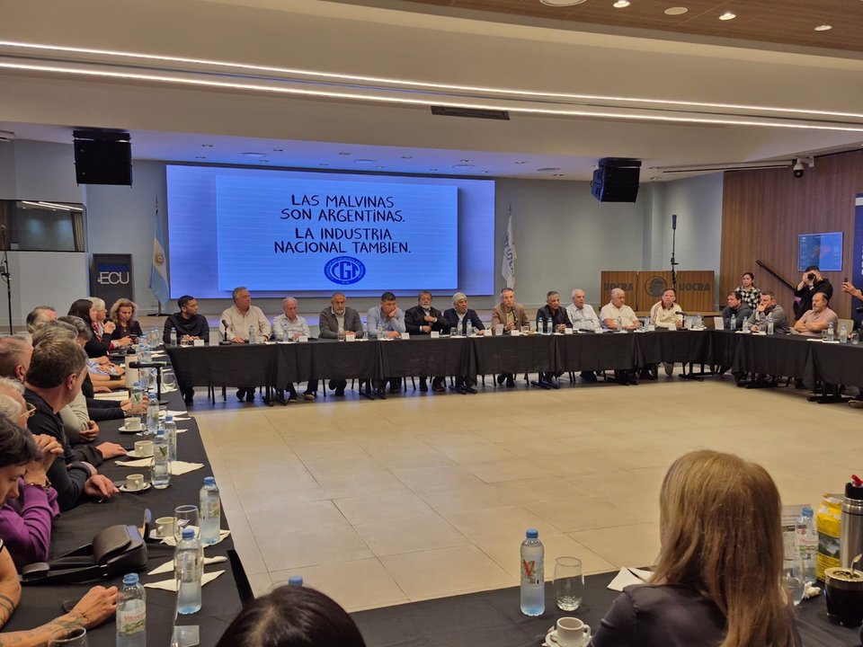 La CGT se reúne para definir su estrategia contra Milei