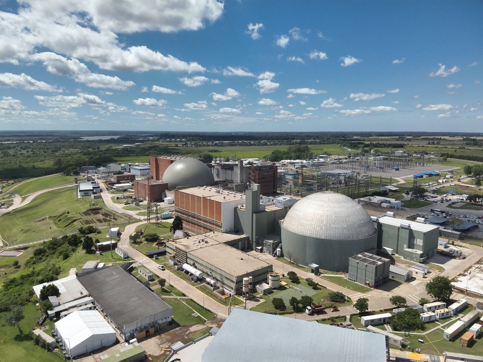 Vista de la Central Nuclear Atucha I en Buenos Aires