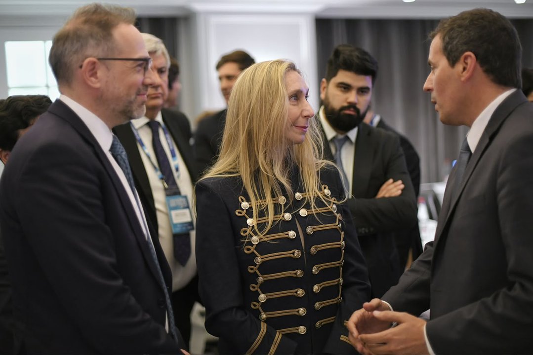 Karina Milei encabezó en París una ronda de negocios para ampliar exportaciones pesqueras