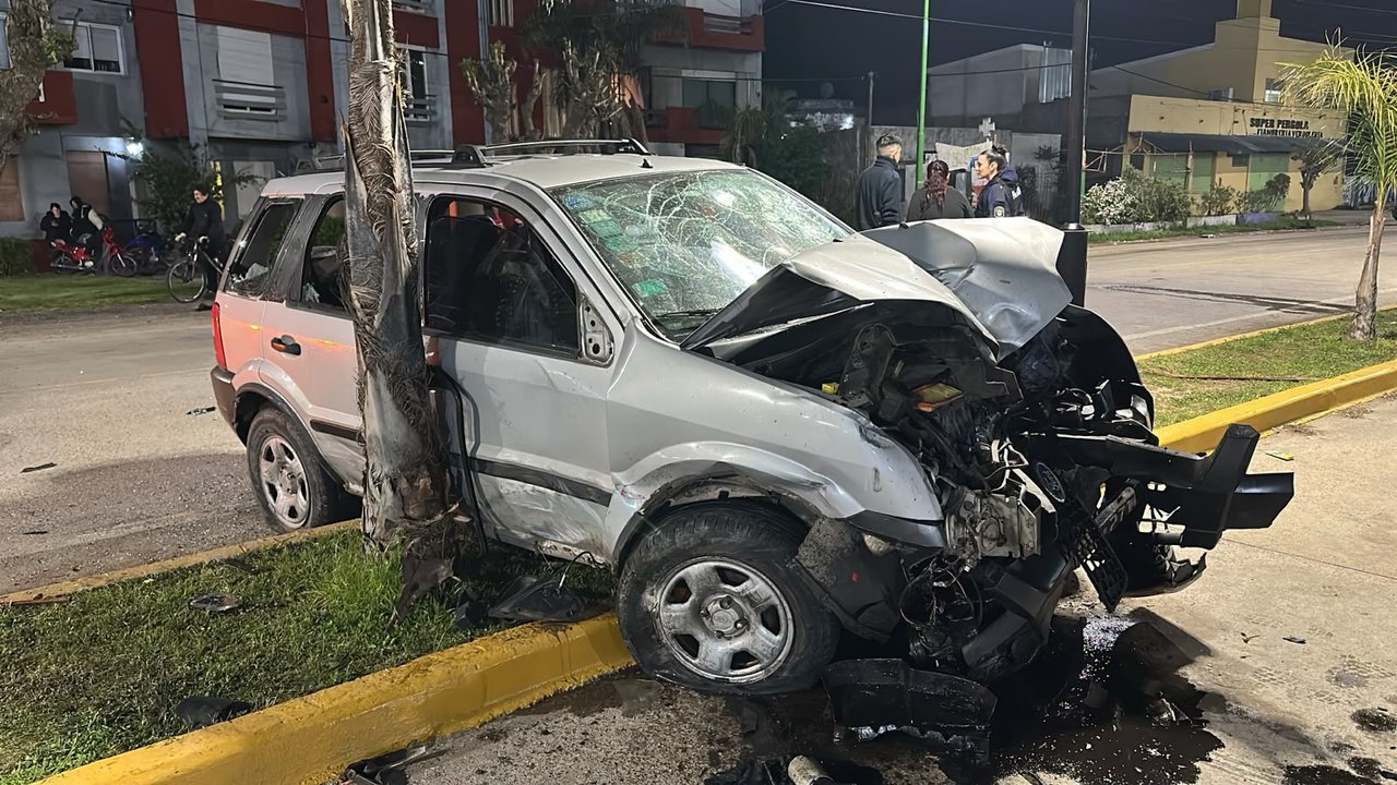 Murió un bebé de 10 días tras un fuerte choque en Punta Lara