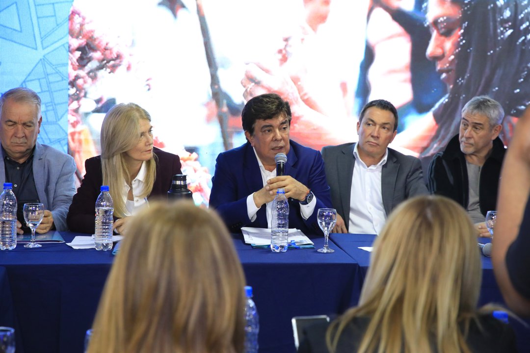 Intendentes pidieron una reunión urgente con Milei y reclamaron fondos para municipios