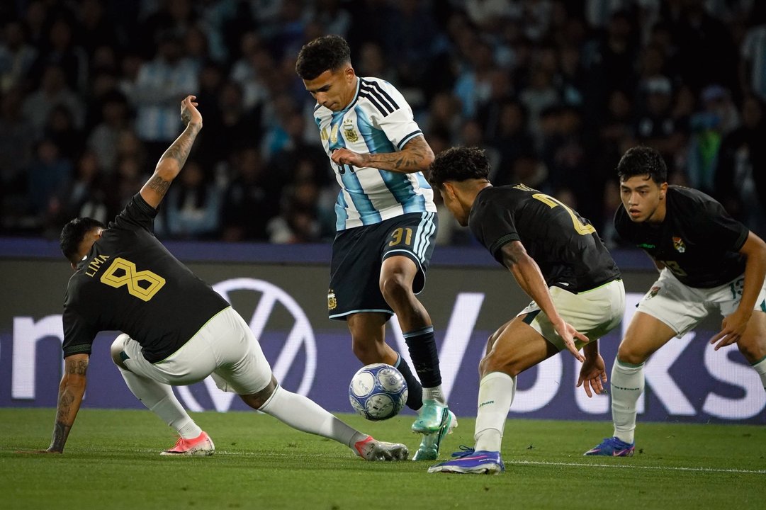 20 futbolistas argentinos brillan en la última Fecha FIFA