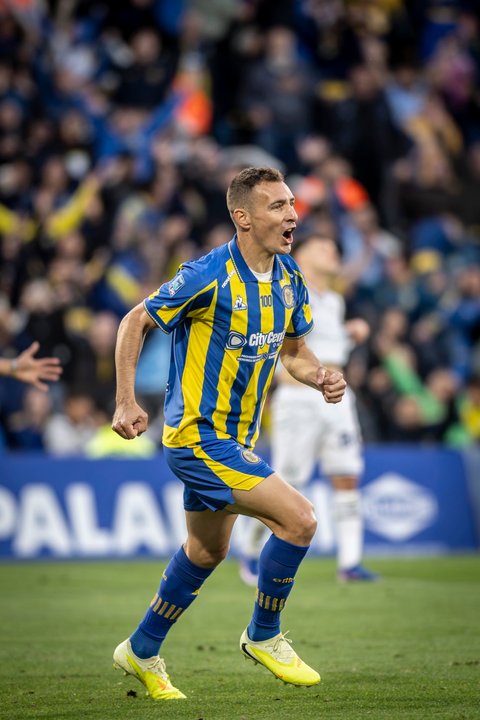 Rosario Central goleó a Independiente Rivadavia por 5-0 y copó la punta del Torneo Clausura 2026