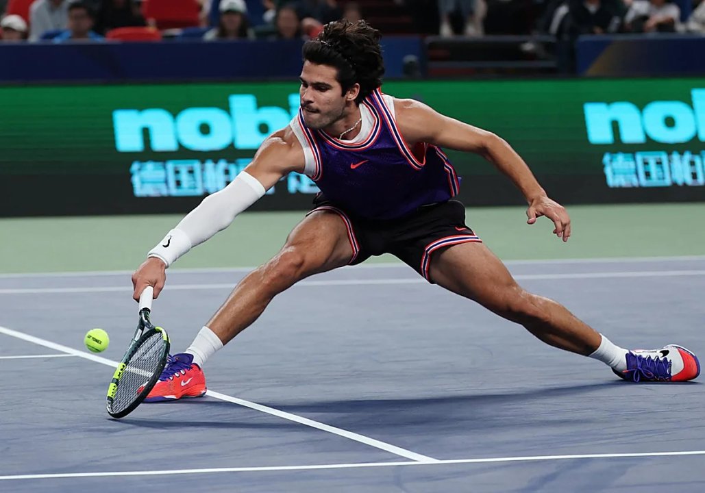 Masters de Shanghái: una sorpresiva derrota de Alcaraz le aseguró a Zverev terminar el año como número 1 del mundo