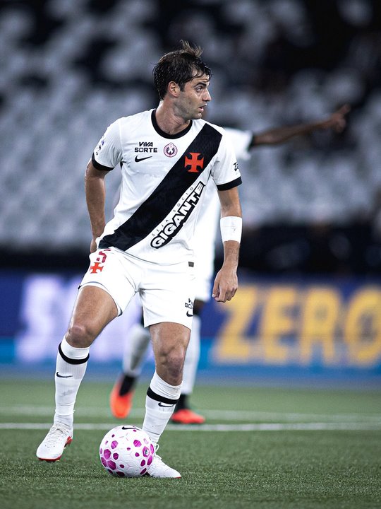 Ex River, Santiago Sosa definió como “ventaja” la ausencia de Paredes en el cruce de semifinales ante Boca