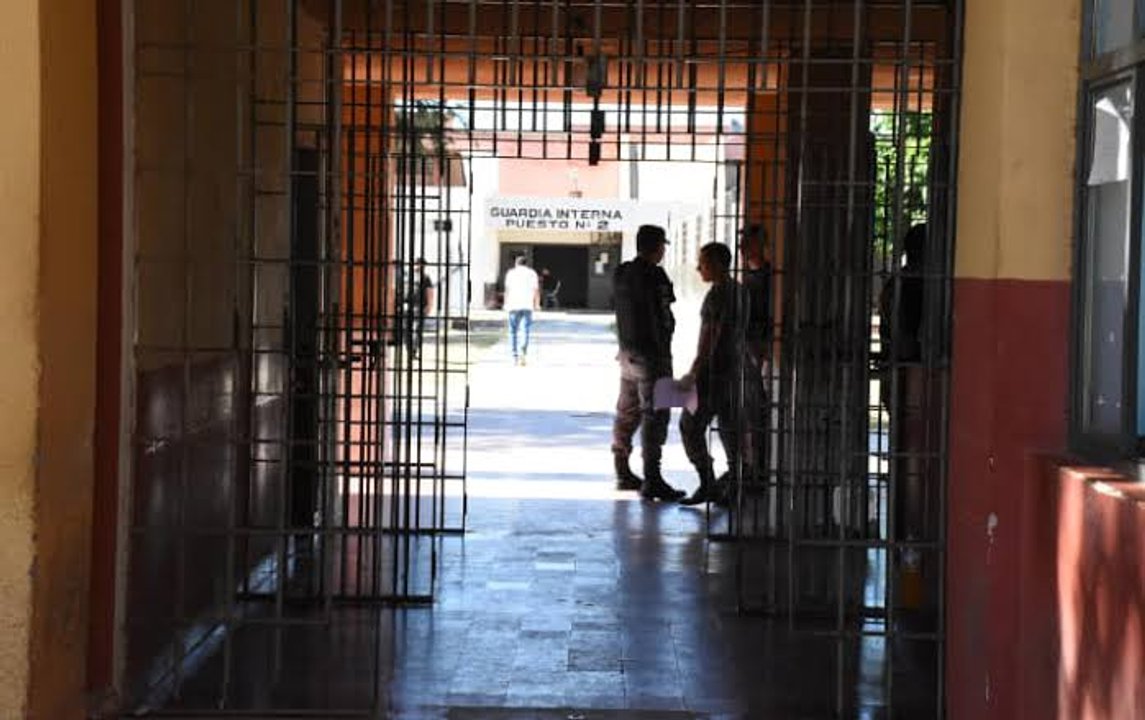 La Rioja: detuvieron a un penitenciario que debía impedir el ingreso de drogas