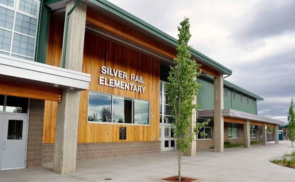 Estados Unidos: tres niños y un adulto murieron tras un tiroteo en una escuela de Oregon