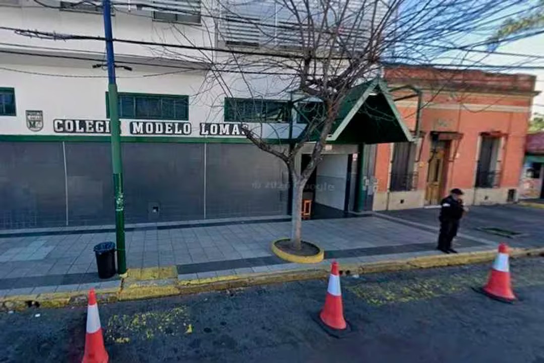 El Colegio Modelo Lomas emitió un comunicado tras las denuncias por la creación de fotos de alumnas desnudas con IA