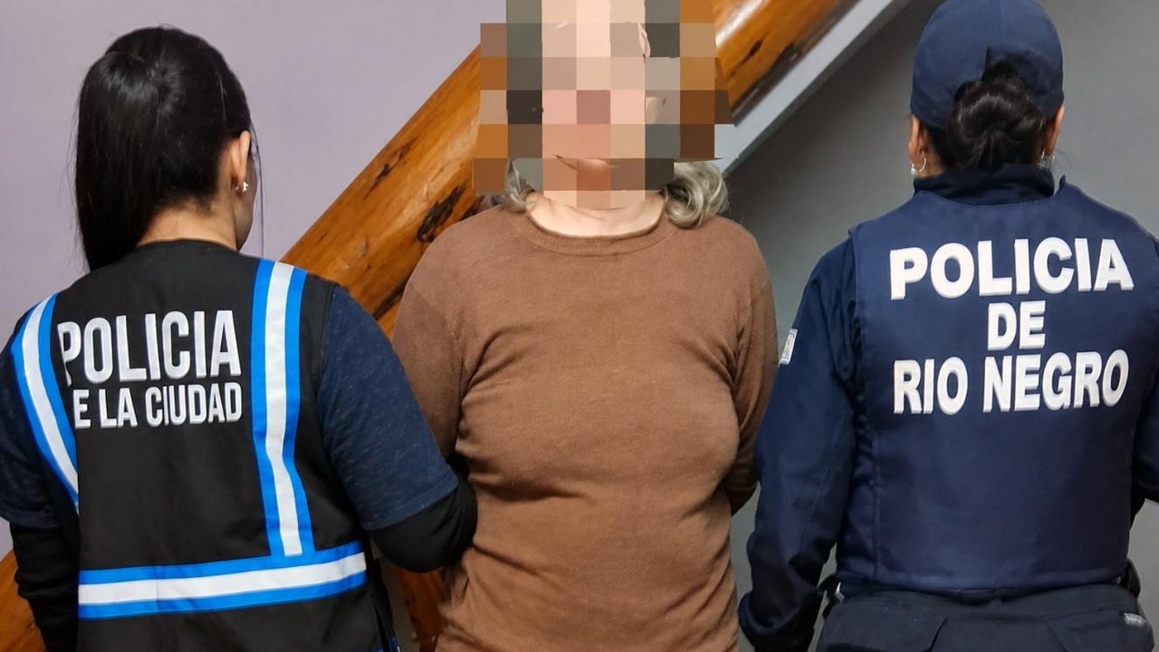 Cayó en El Bolsón una mujer rusa acusada de realizar abortos clandestinos en la Ciudad de Buenos Aires