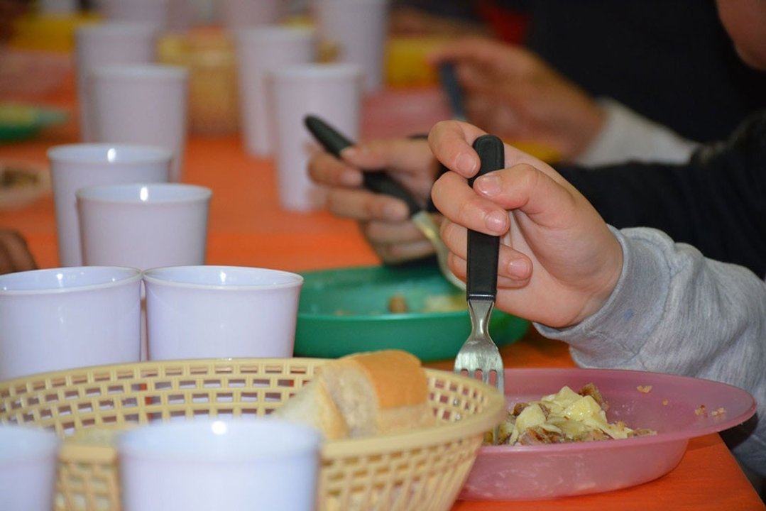 Comedores y merenderos al límite: la demanda alimentaria en los barrios es cada vez mayor