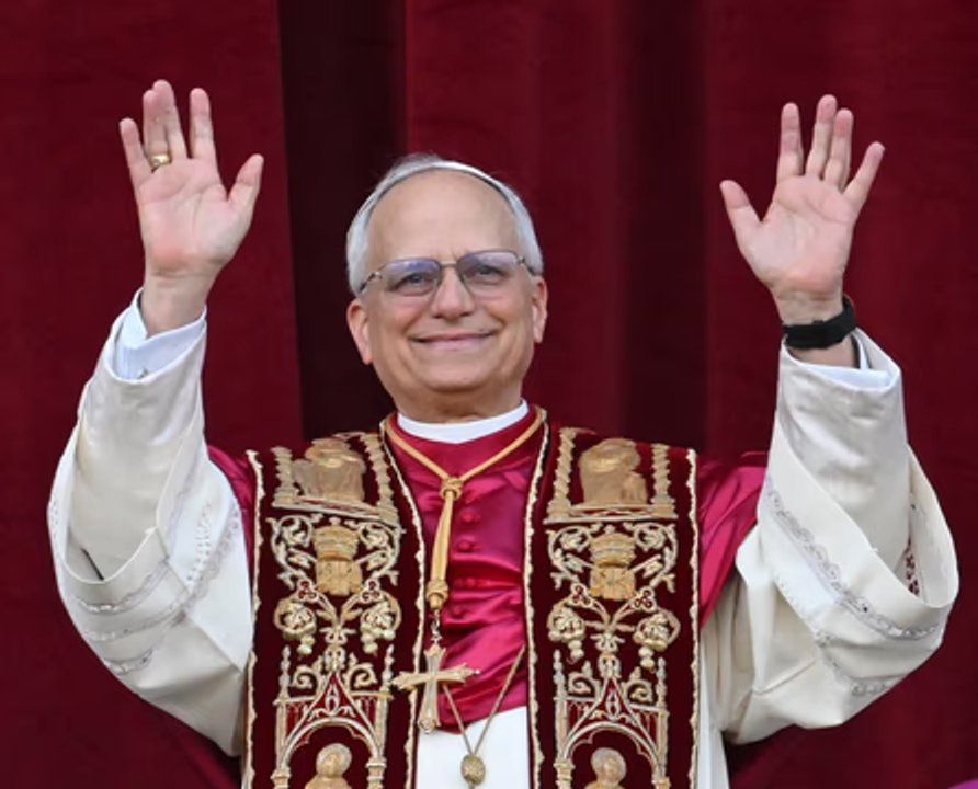 León XIV recibió el alta en el Gemelli de Roma y volverá al Vaticano