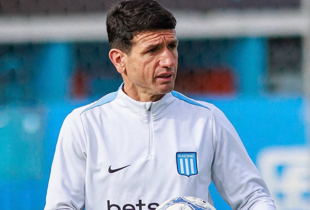 “Chirola” Romero limpió a una figura de Racing en la previa al clásico de Avellaneda