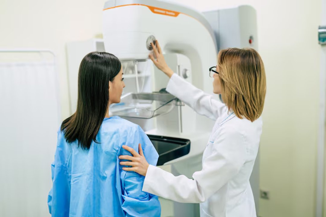 El miedo a la mamografía: cómo la tecnología médica evolucionó para eliminar el dolor y salvar vidas