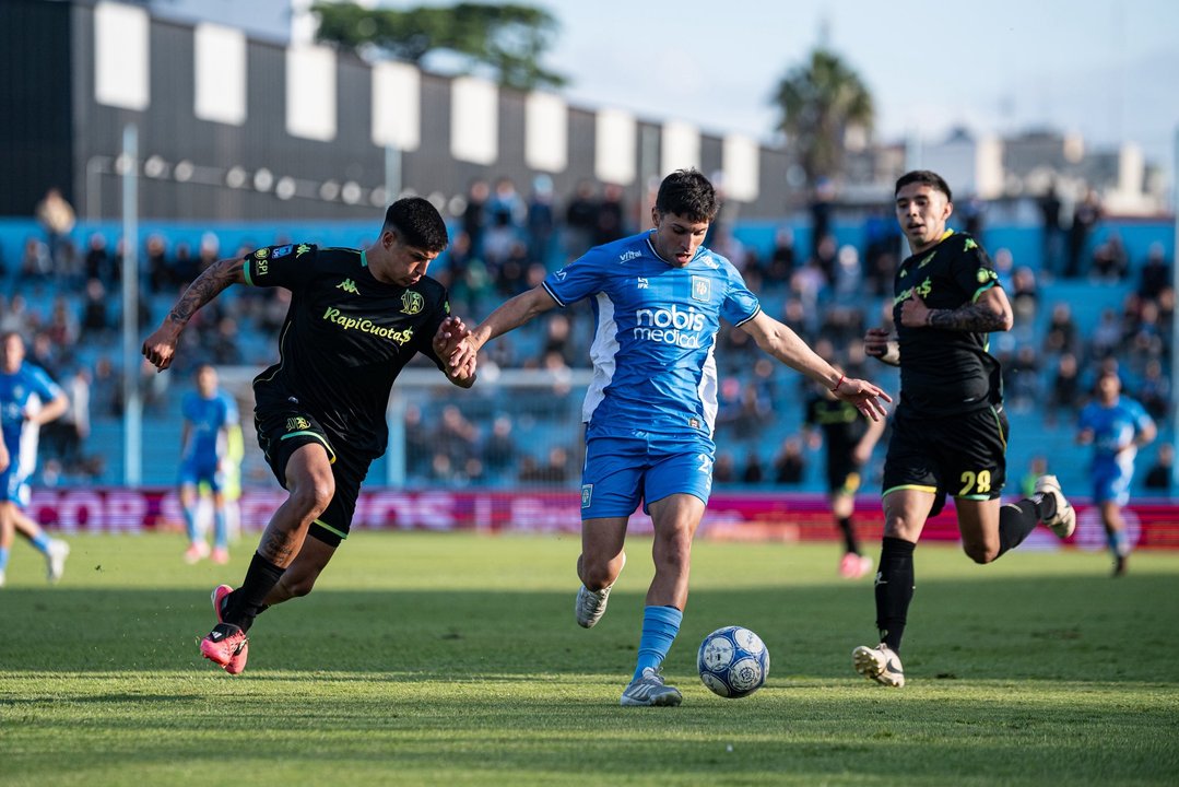 A Aldosivi se le escapó un triunfo vital ante Estudiantes (RC) y necesita un milagro para la permanencia