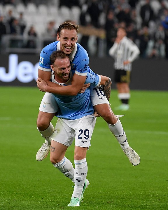 La Lazio goleó a la Juventus como visitante y comparte la punta de la Serie A