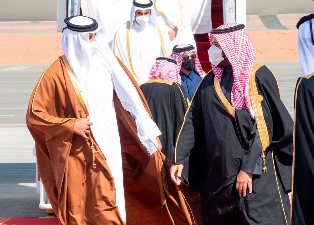 Arabia Saudita discute lazos bilaterales y acontecimientos regionales con Francia y Jordania