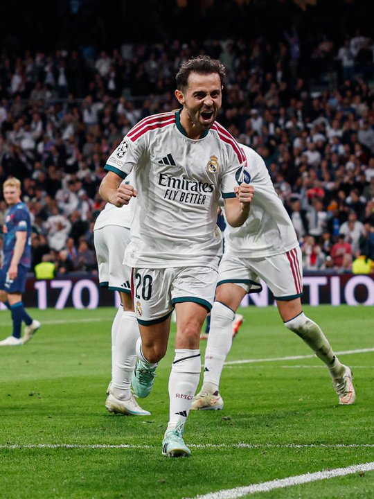 Real Madrid goleó al Leipzig y mantiene el puntaje perfecto en la Champions League