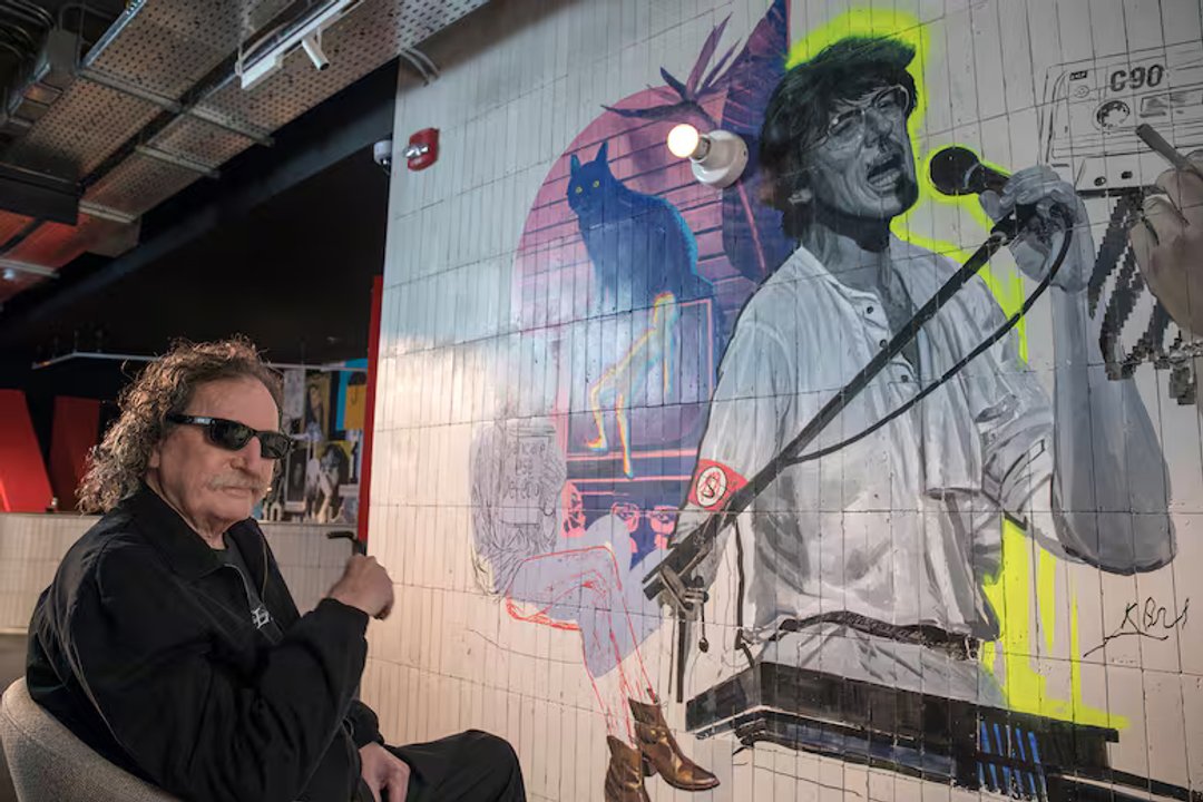 Mural y homenaje a Charly García en Buenos Aires