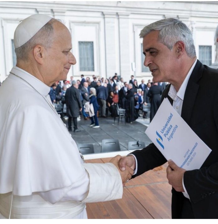 Las universidades le entregaron una carta al Papa contra el Gobierno por el incumplimiento de la Ley de Financiamiento