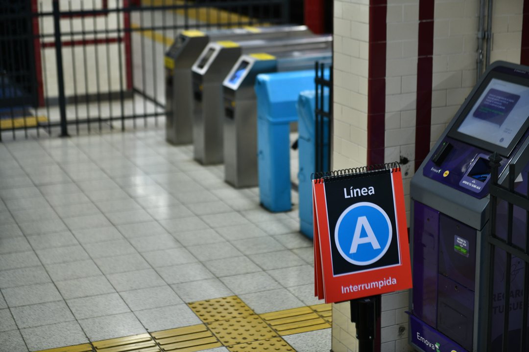 Operativo de emergencia en andén de la Línea A de subte