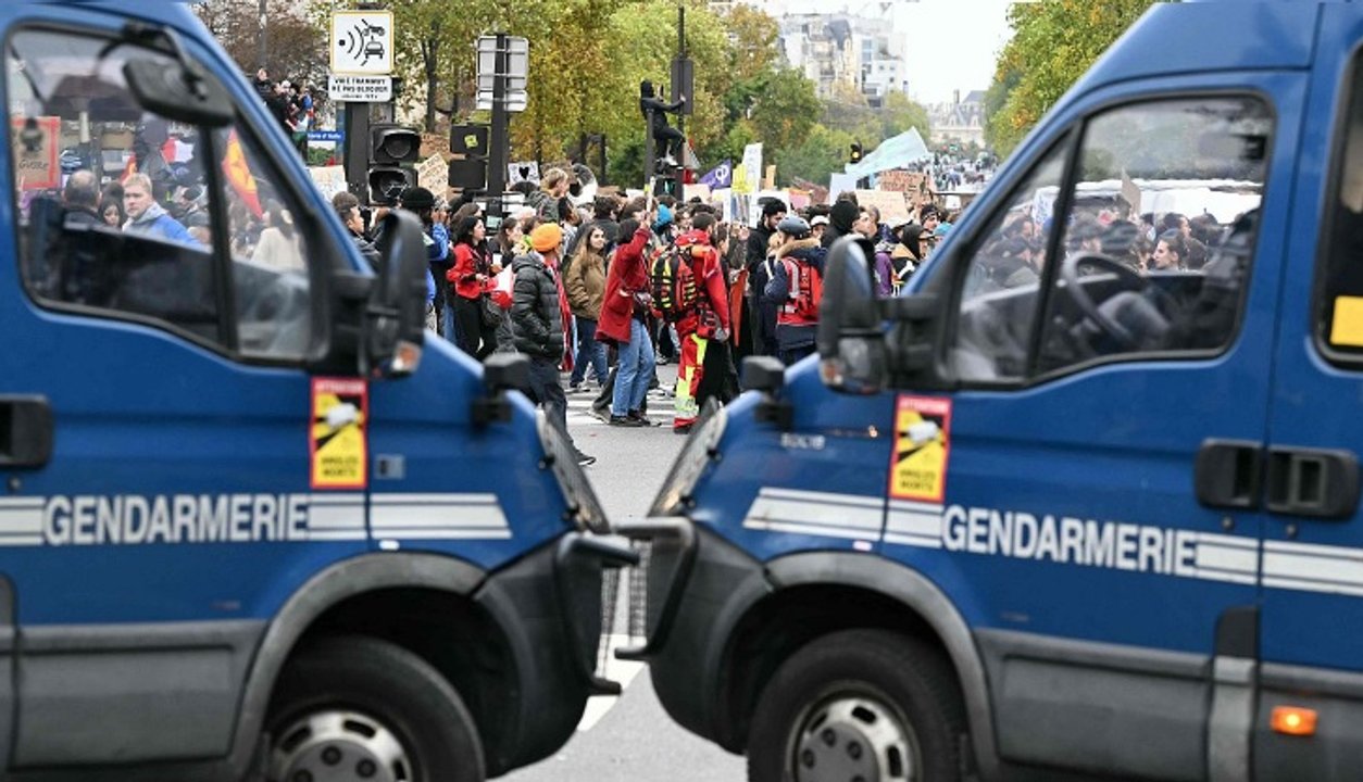 Protestas masivas y presencia policial en las calles de Francia