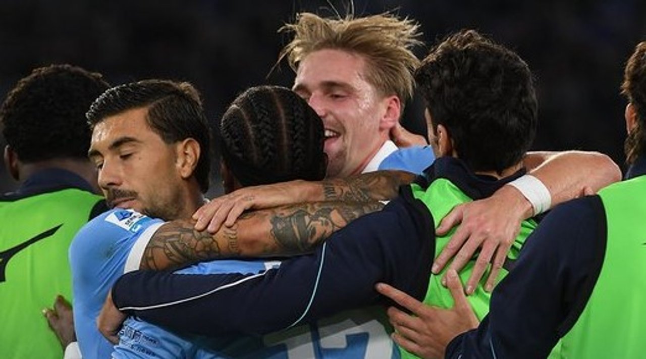 Lazio celebra el triunfo ante Parma por la Serie A