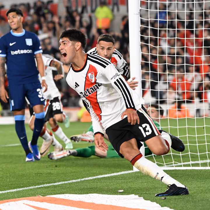 River sumó un triunfo vital ante Racing y se acomoda en los playoffs del Torneo Clausura 2026