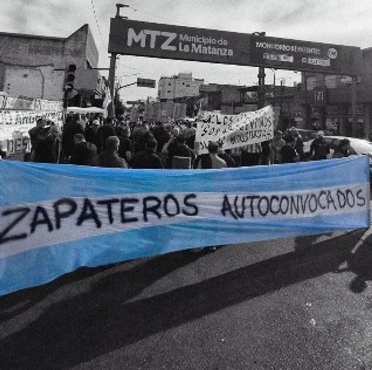 Fabricantes de calzado preparan el zapatazo solidario en Plaza de Mayo
