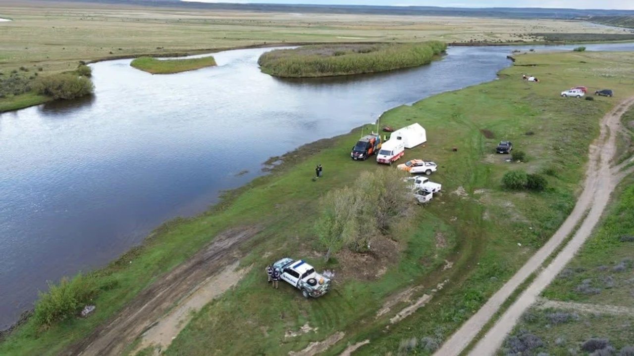 Buscan a dos hermanos de 10 y 12 años en Santa Cruz que fueron arrastrados por el río
