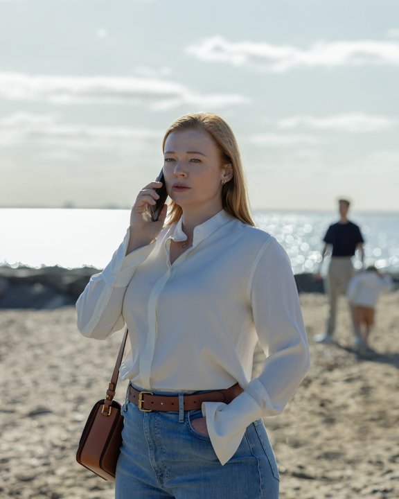 Sarah Snook protagonizará la nueva miniserie inspirada en Los pájaros de Hitchcock en HBO