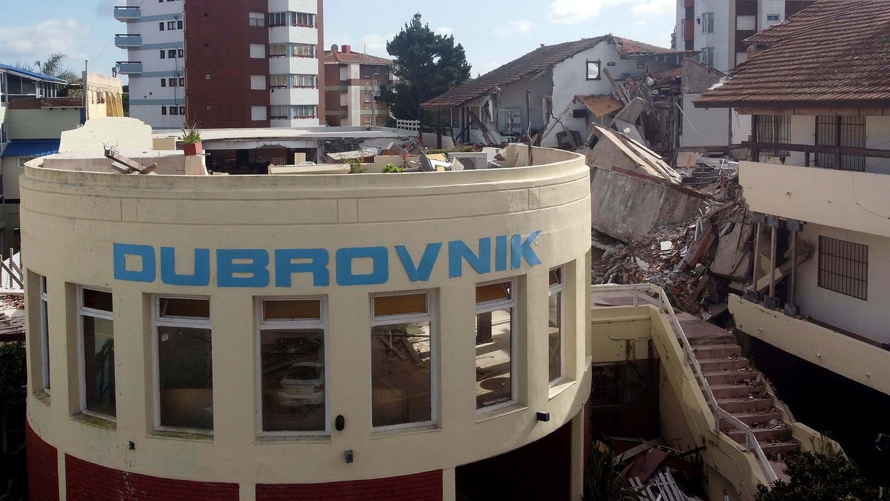 A dos años del derrumbe del Hotel Dubrovnik en Villa Gesell, las familias homenajean a las nueve víctimas fatales