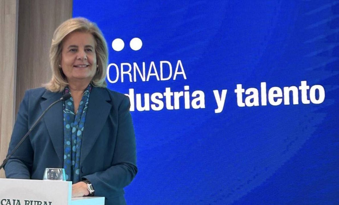 La ex ministra de Trabajo española Fátima Báñez murió en el accidente de trenes