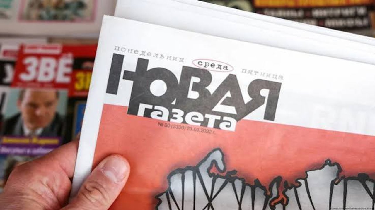 Cierre del periódico opositor Nóvaya Gazeta en Rusia