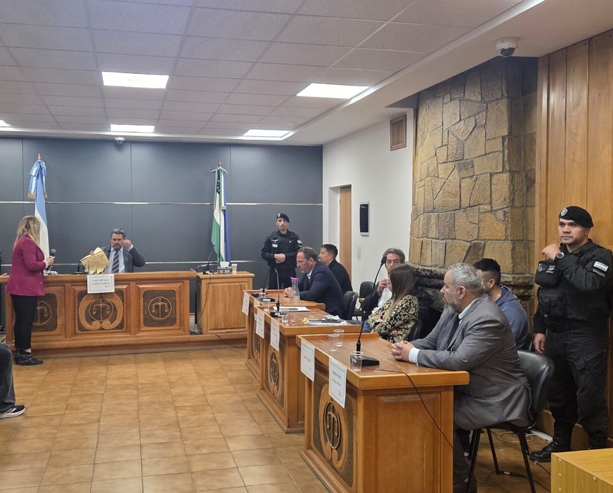 Declararon culpable al policía Emerson Marín por el femicidio de Estefanía Civardi en Bariloche