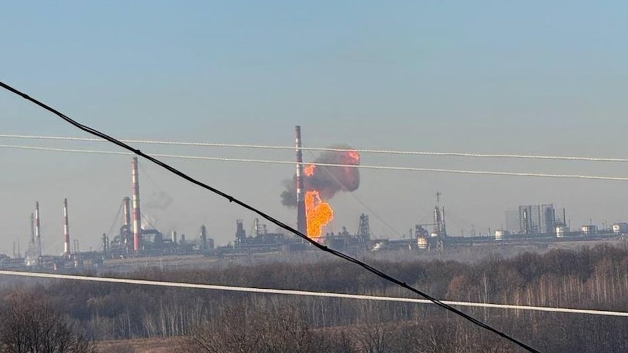 Infraestructura energética dañada tras ataques con drones en la guerra entre Rusia y Ucrania